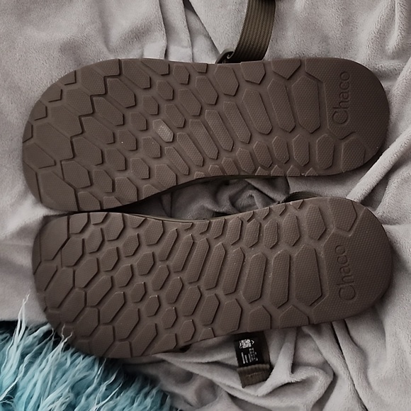 Chaco Men's size 10 Sandals. Moss green. Near new! - Picture 6 of 7